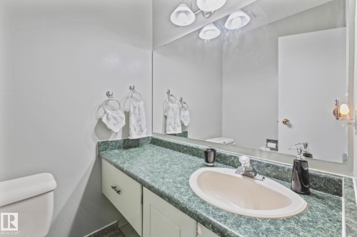 9012 184 Street, Edmonton, AB - Indoor Photo Showing Bathroom