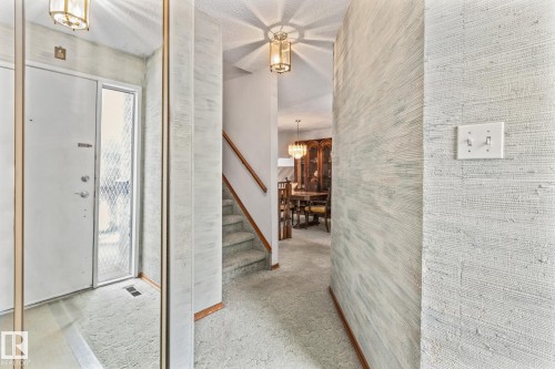 9012 184 Street, Edmonton, AB - Indoor