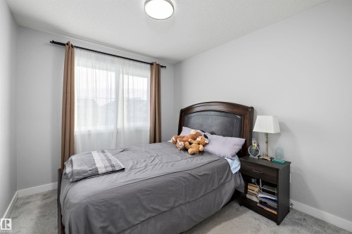 6506 167A Avenue, Edmonton, AB - Indoor Photo Showing Bedroom