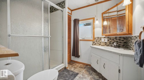 880 West Coast Bay, Edmonton, AB 