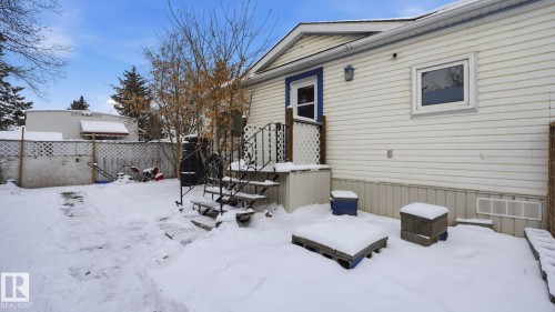 880 West Coast Bay, Edmonton, AB 