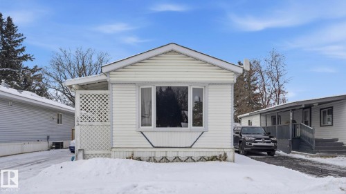 880 West Coast Bay, Edmonton, AB 