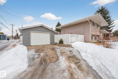 11428 51 Avenue, Edmonton, AB - Outdoor