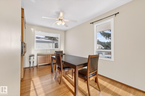 11428 51 Avenue, Edmonton, AB - Indoor Photo Showing Dining Room