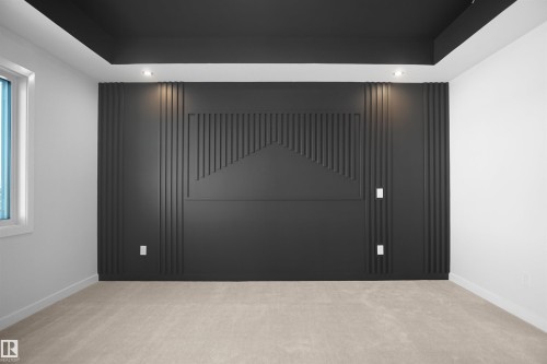 Unfurnished room featuring light carpet and recessed lighting - 6228 29 Avenue, Edmonton, AB - Indoor Photo Showing Other Room