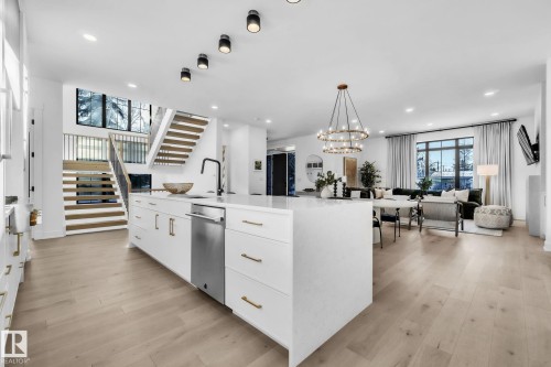 10603 140 Street, Edmonton, AB - Indoor Photo Showing Kitchen With Upgraded Kitchen