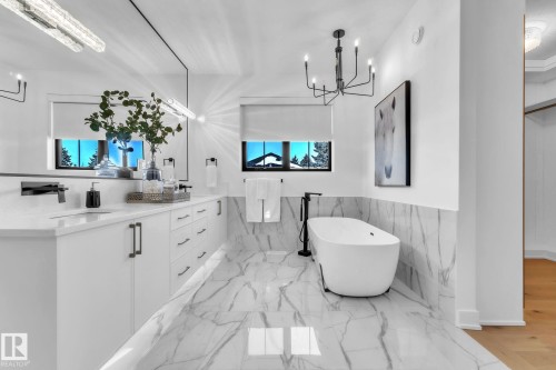 10603 140 Street, Edmonton, AB - Indoor Photo Showing Bathroom