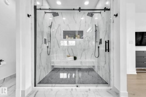 10603 140 Street, Edmonton, AB - Indoor Photo Showing Bathroom