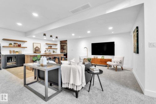 10603 140 Street, Edmonton, AB - Indoor