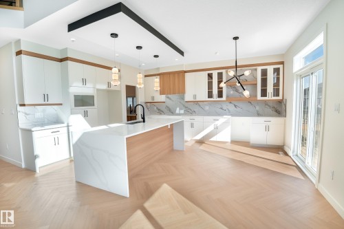119 Lilac Close, Leduc, AB - Indoor Photo Showing Kitchen