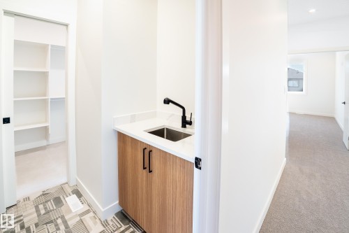 119 Lilac Close, Leduc, AB - Indoor Photo Showing Other Room