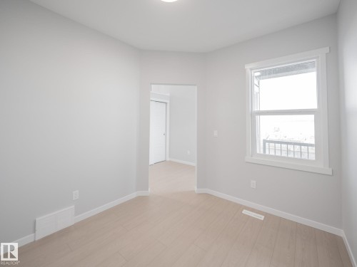 17624 4 Street, Edmonton, AB - Indoor Photo Showing Other Room