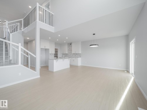 17624 4 Street, Edmonton, AB - Indoor Photo Showing Other Room