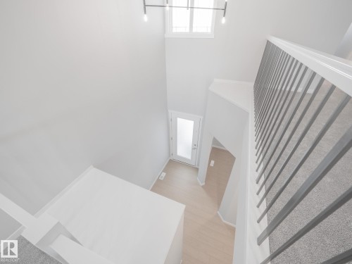 17624 4 Street, Edmonton, AB - Indoor Photo Showing Other Room