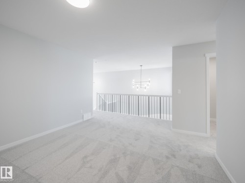 17624 4 Street, Edmonton, AB - Indoor Photo Showing Other Room