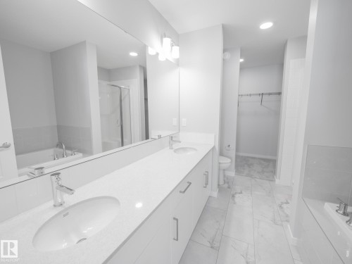 17624 4 Street, Edmonton, AB - Indoor Photo Showing Bathroom