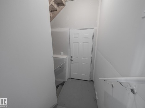 17624 4 Street, Edmonton, AB - Indoor Photo Showing Other Room