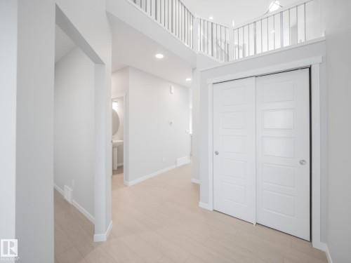 17624 4 Street, Edmonton, AB - Indoor Photo Showing Other Room