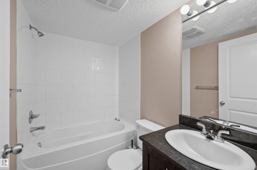 208 5810 Mullen Place, Edmonton, AB - Indoor Photo Showing Bathroom