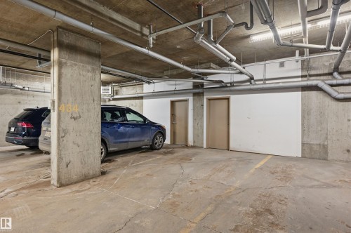 208 5810 Mullen Place, Edmonton, AB - Indoor Photo Showing Garage