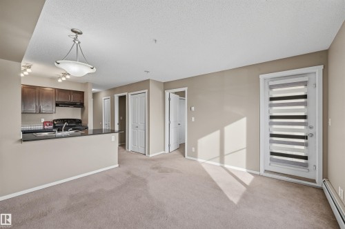 208 5810 Mullen Place, Edmonton, AB - Indoor Photo Showing Kitchen
