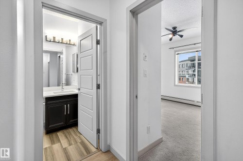 318 1144 Adamson Drive, Edmonton, AB - Indoor