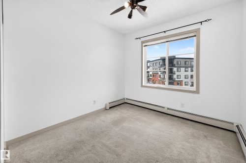 318 1144 Adamson Drive, Edmonton, AB - Indoor Photo Showing Other Room