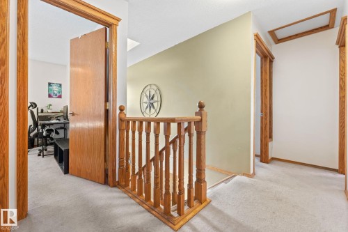 6018 156 Avenue, Edmonton, AB - Indoor Photo Showing Other Room
