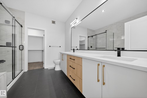 459 Crystal Creek Link, Leduc, AB - Indoor Photo Showing Bathroom