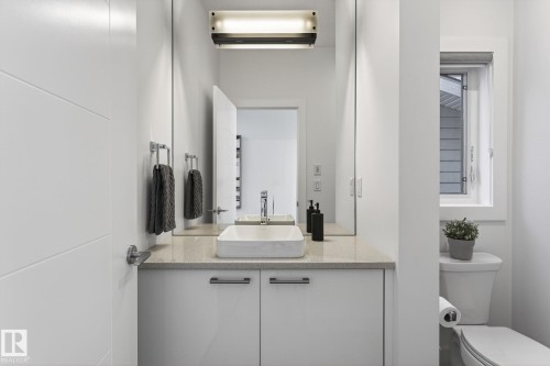 2227 Kelly Crescent, Edmonton, AB - Indoor Photo Showing Other Room