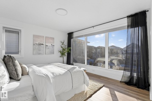 2227 Kelly Crescent, Edmonton, AB - Indoor Photo Showing Bedroom