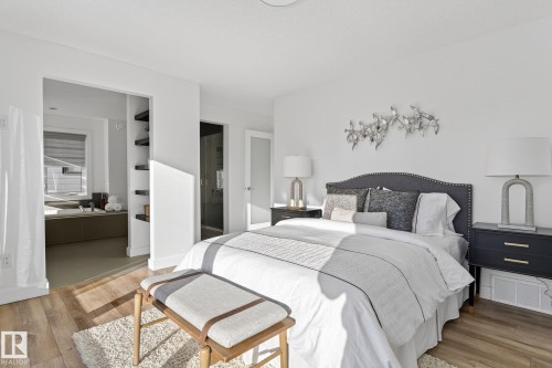 2227 Kelly Crescent, Edmonton, AB - Indoor Photo Showing Bedroom