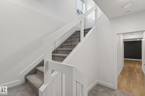 2227 Kelly Crescent, Edmonton, AB - Indoor Photo Showing Other Room