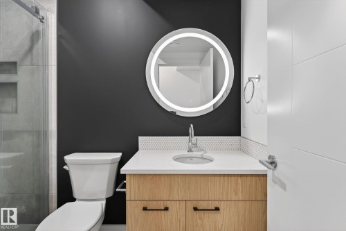 2227 Kelly Crescent, Edmonton, AB - Indoor Photo Showing Bathroom
