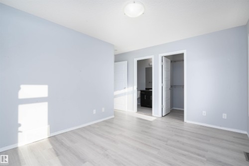 7155 Cardinal Way, Edmonton, AB - Indoor Photo Showing Other Room