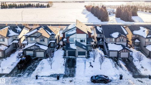 7155 Cardinal Way, Edmonton, AB - Outdoor With Facade