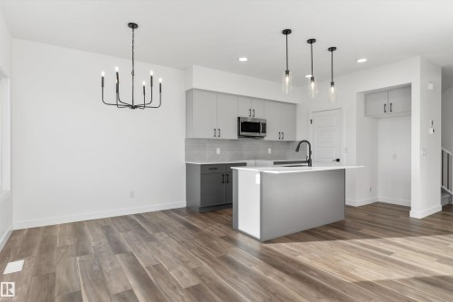 19107 20 Avenue, Edmonton, AB - Indoor Photo Showing Kitchen With Upgraded Kitchen