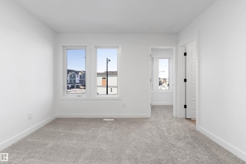 19107 20 Avenue, Edmonton, AB - Indoor Photo Showing Other Room