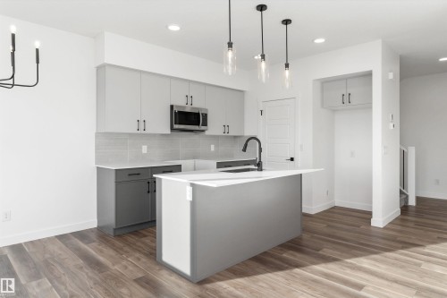 19107 20 Avenue, Edmonton, AB - Indoor Photo Showing Kitchen With Upgraded Kitchen