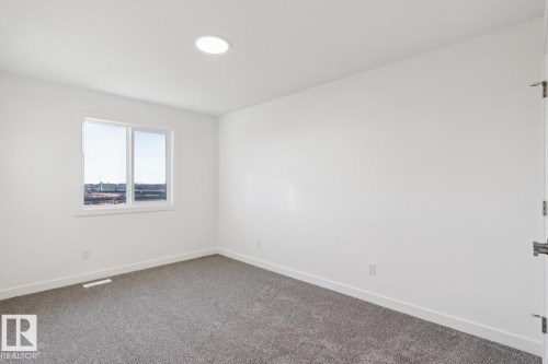 18923 28 Avenue, Edmonton, AB - Indoor Photo Showing Other Room