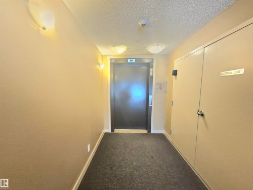 203 5390 Chappelle Road Sw, Edmonton, AB - Indoor Photo Showing Other Room
