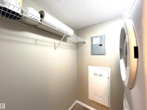 203 5390 Chappelle Road Sw, Edmonton, AB - Indoor