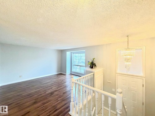 2 3311 58 Street, Edmonton, AB - Indoor Photo Showing Other Room