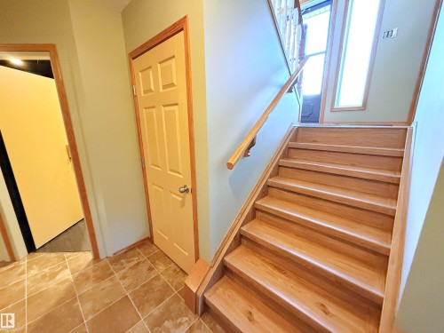 28 52327 Rge Road 20, Rural Parkland County, AB - Indoor Photo Showing Other Room