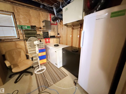 28 52327 Rge Road 20, Rural Parkland County, AB - Indoor Photo Showing Basement