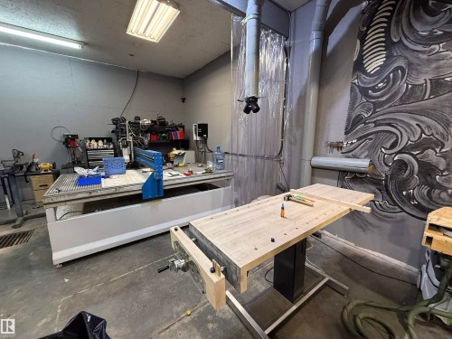 28 52327 Rge Road 20, Rural Parkland County, AB - Indoor Photo Showing Other Room