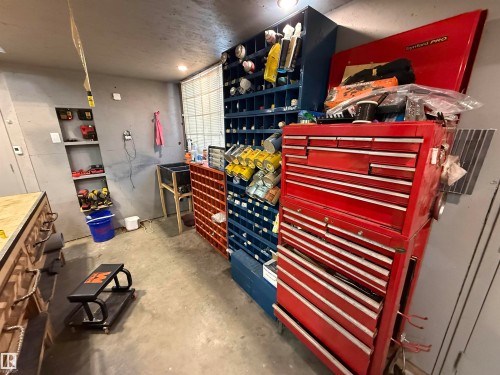 28 52327 Rge Road 20, Rural Parkland County, AB - Indoor