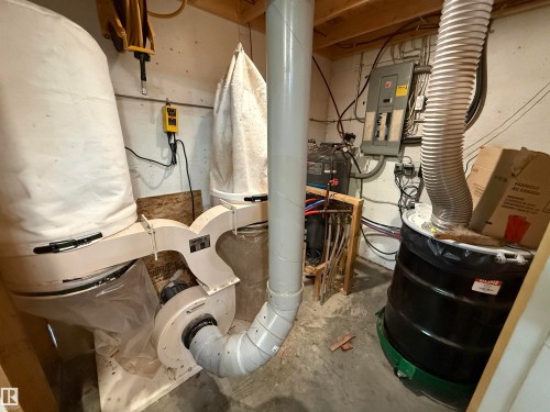 28 52327 Rge Road 20, Rural Parkland County, AB - Indoor Photo Showing Basement