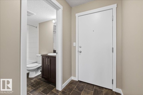 213 5390 Chappelle Road, Edmonton, AB - Indoor
