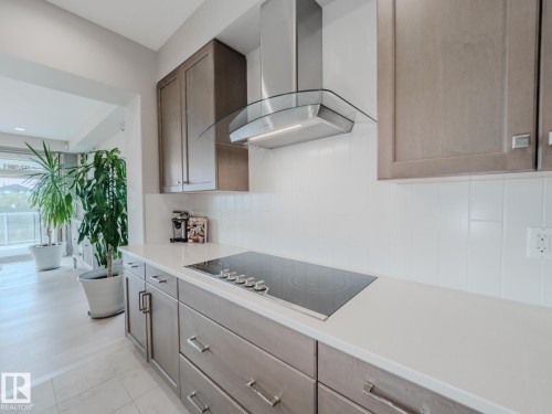 9756 222 Street, Edmonton, AB - Indoor Photo Showing Kitchen With Upgraded Kitchen
